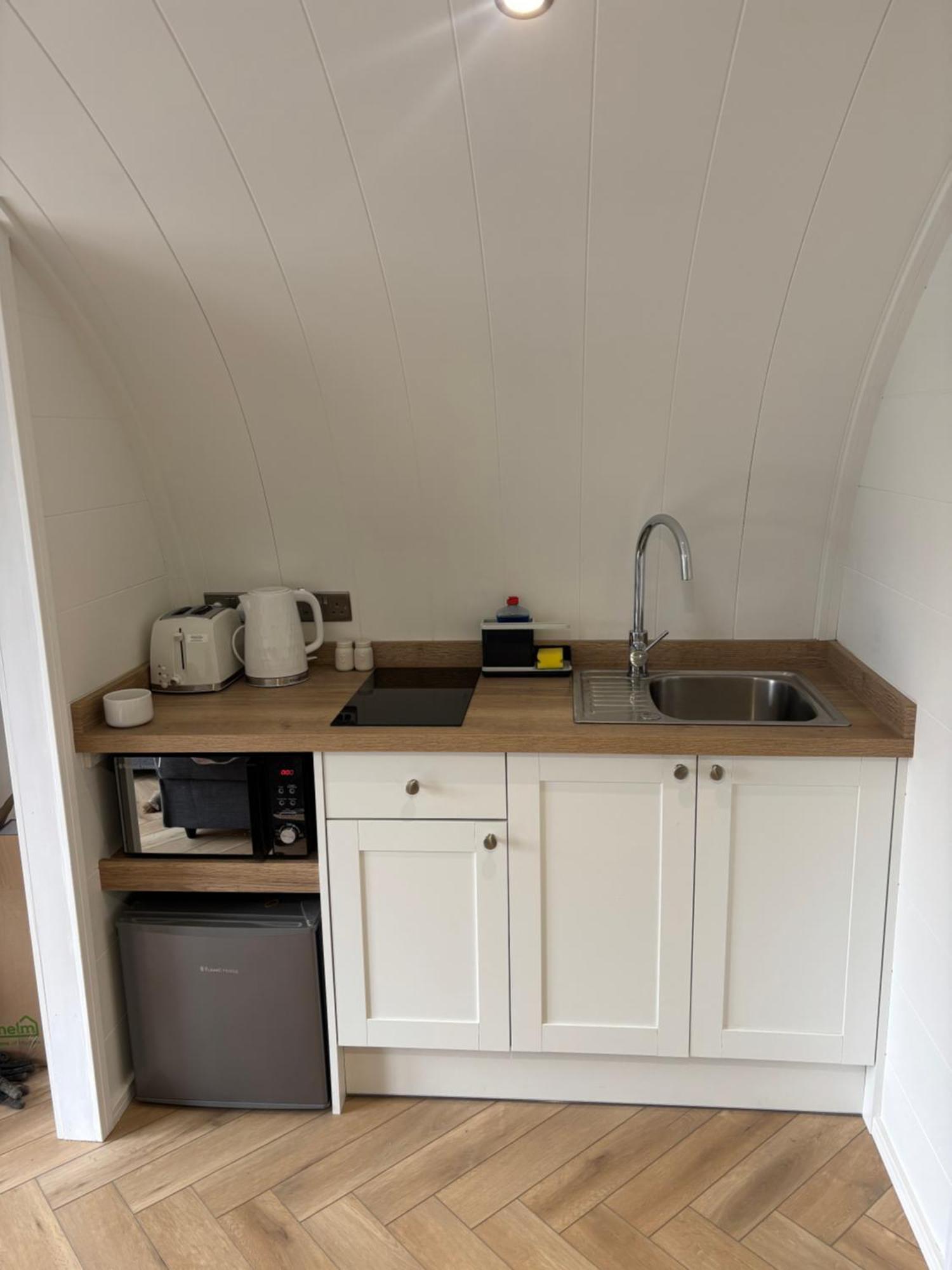 Kings Caves Glamping Hotel Torbeg Exterior photo