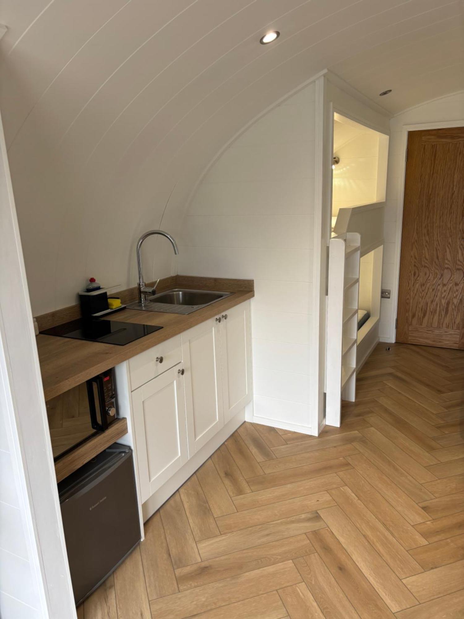 Kings Caves Glamping Hotel Torbeg Exterior photo